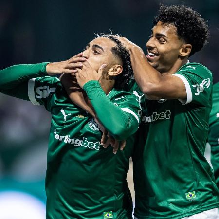 Palmeiras derrota o Grêmio por 1 a 0 e reduz a diferença para o líder Cruzeiro