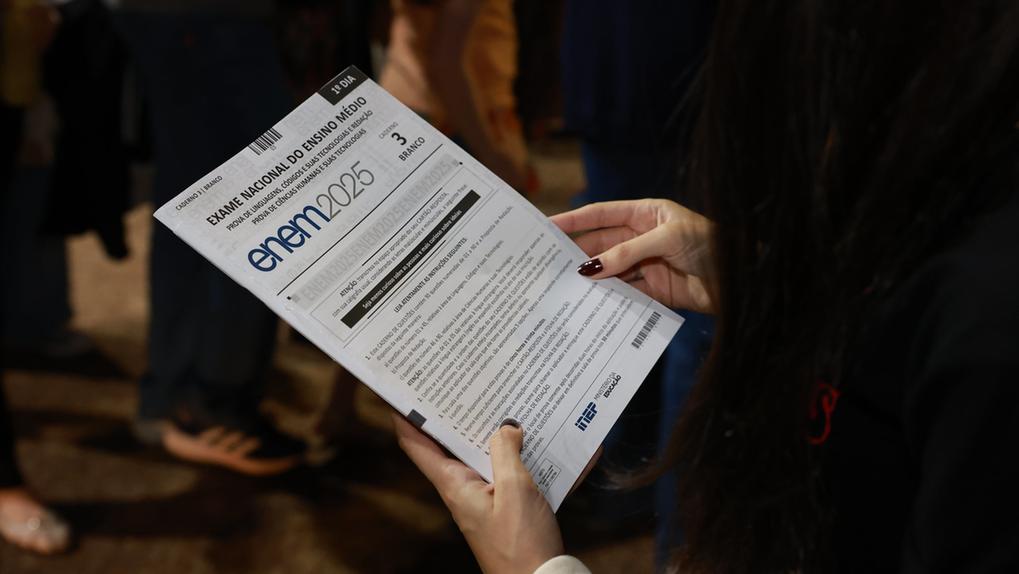 Gabarito ENEM: Entenda a Importância e a Diferença entre Correção Oficial e Extraoficial